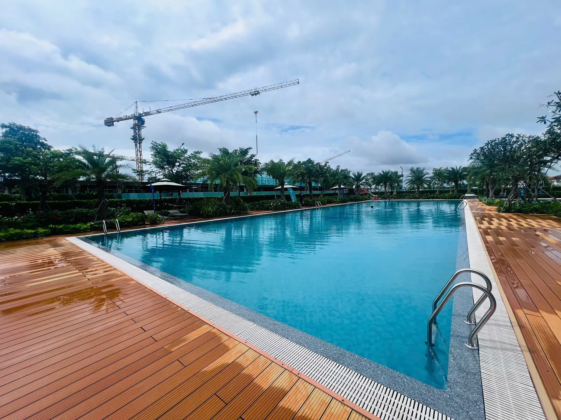 Hồ bơi clubhouse